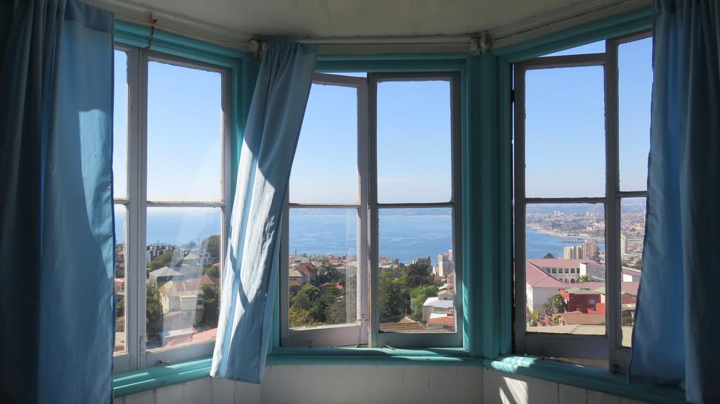 Hostal Faro Azul Valparaíso Buitenkant foto