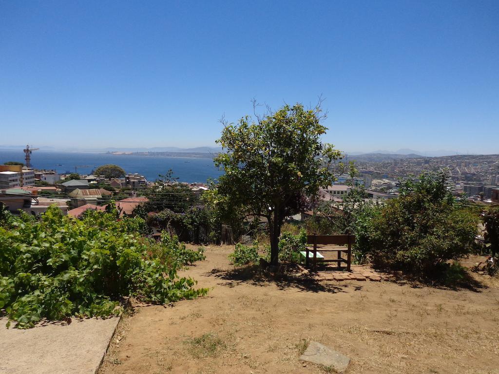 Hostal Faro Azul Valparaíso Buitenkant foto